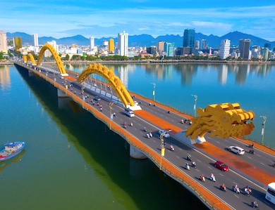 Dragon Bridge Da Nang thumb