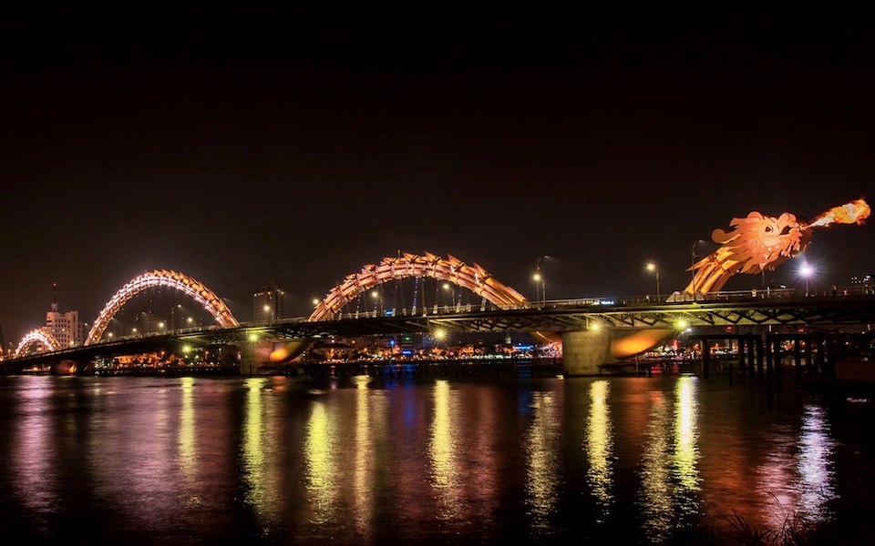 Dragon Bridge, Da Nang